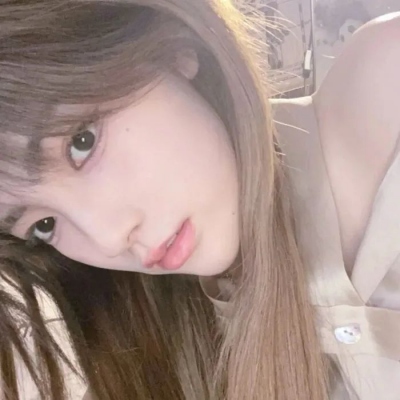 6张超有氛围感的可爱时尚真人女生头像来啦