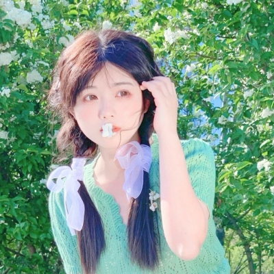 小脸头像网更新14张女生小清新单纯头像