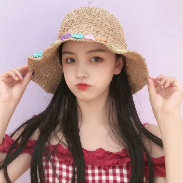 超高清好看的优秀女生头像合集 27张优质女生头像分享