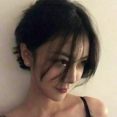 32张简约氛围感女生头像合集 清新气质拉满
