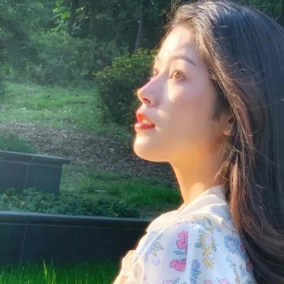 8张超仙ins风森系女生真人头像合集