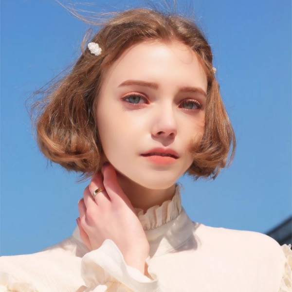 18张超仙欧美小姐姐头像 高清好看直接存