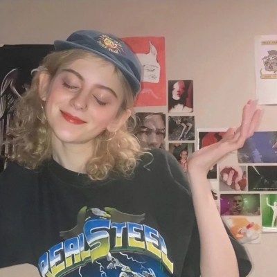 新版女生高级感头像图集 一共16张高清图