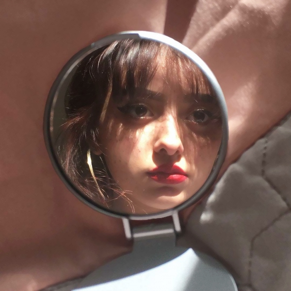 18张超仙欧美小姐姐头像 高清好看直接存