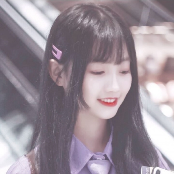 超高清好看的优秀女生头像合集 27张优质女生头像分享