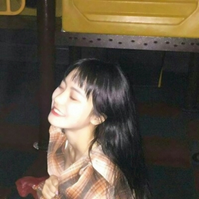 14张高清好看的单身女生QQ头像合集