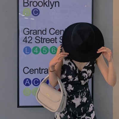 最新女生高清好看头像合集 共12张