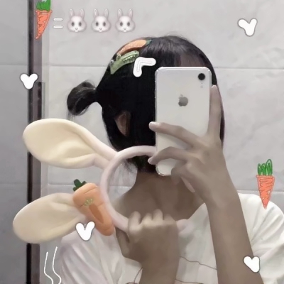 35张带贴纸的可爱女生头像 高清最新款直接存