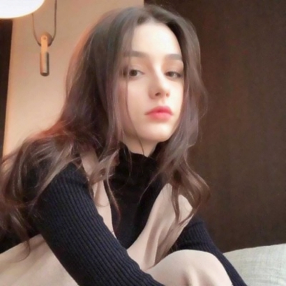 酷系女生头像来啦！32张高清个性酷酷的女生头像合集