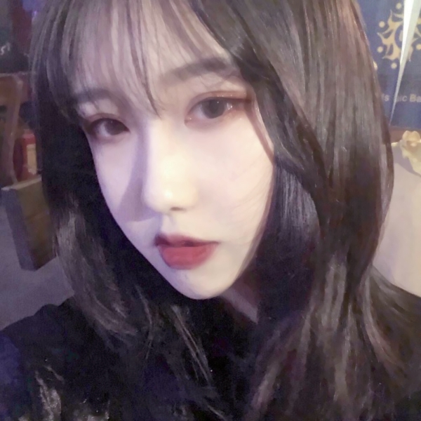 17张超高清漂亮女孩真人微信头像合集