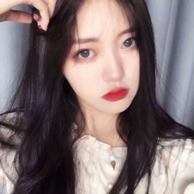 36张真人女生卖萌可爱微信头像 软萌感拉满