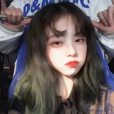 16张高清成熟气质女生头像 大方得体风格任你选