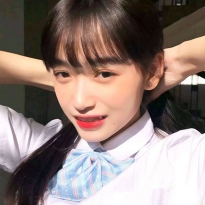 近期热门网络女生头像合集 7张高清好看的网图头像