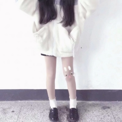 36张最新不露脸高清闺蜜头像合集 新潮女生头像素材