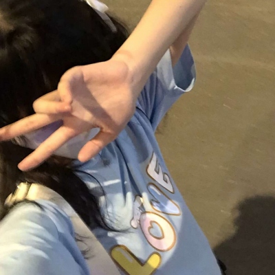 5月更新！6张不同风格的女生真人个性头像