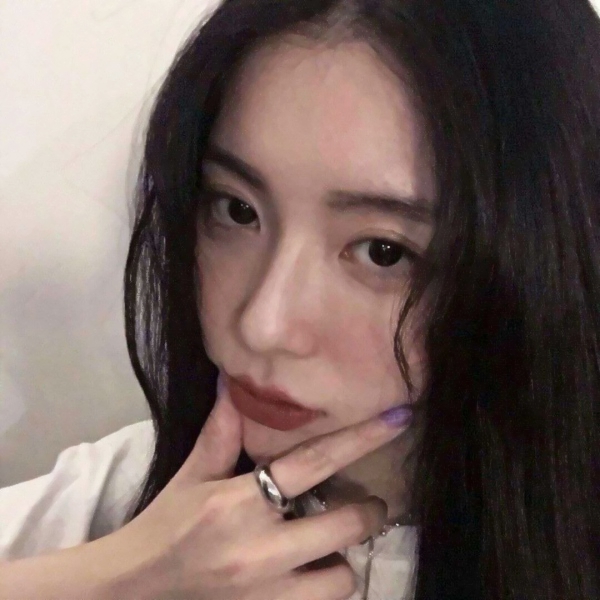 25张超清好看的真人女生头像合集来啦