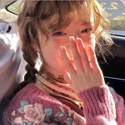 19张治愈感拉满的女生清新真人头像，每一张都让人看了舒服