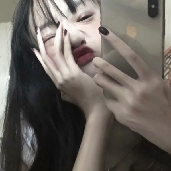 22张超清真人高冷小姐姐头像合集 女生头像专属精选