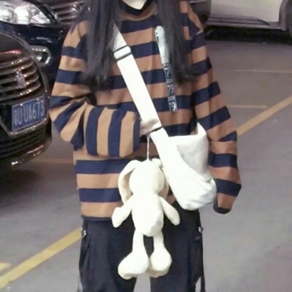 36张高清不露脸女生部位酷头像 干净氛围感拉满