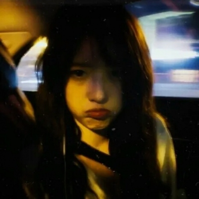 7张温柔感拉满的优质女生头像