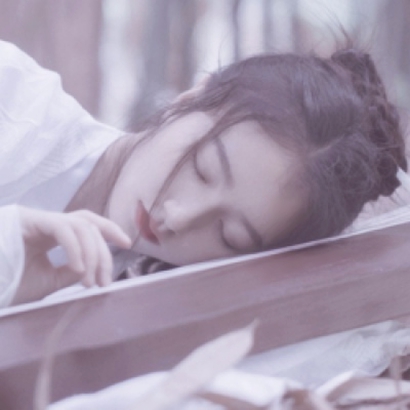 24张清冷伤感古风女头 氛围感拉满的淡雅QQ头像合集