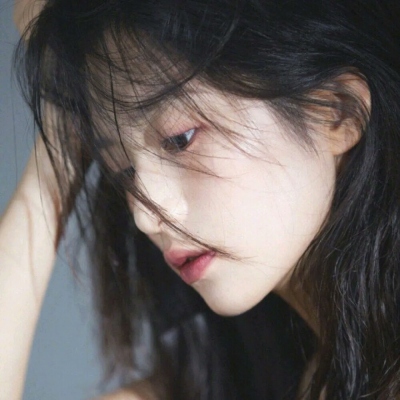 7张温柔感拉满的优质女生头像