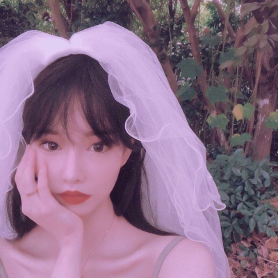 18张高清婚纱系女生头像 唯美精致氛围感拉满