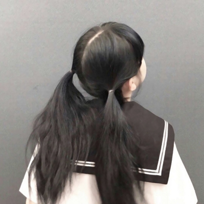 24张高清好看的JK制服女生头像合集