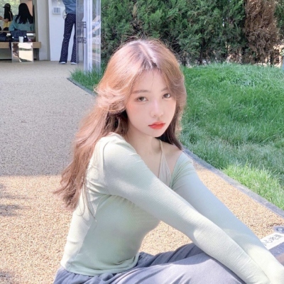 11张温柔干净的ins风小清新女生头像合集