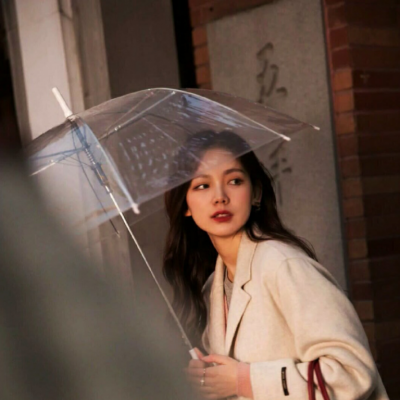 18张清新感拉满的女生真人头像，适合当网络头像