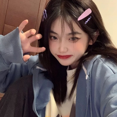 17张真实感拉满的女生真人头像合集