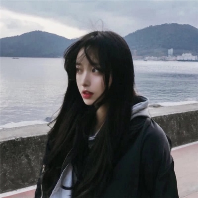 30张高清真实女生生活照 适合当微信头像的漂亮图片合集