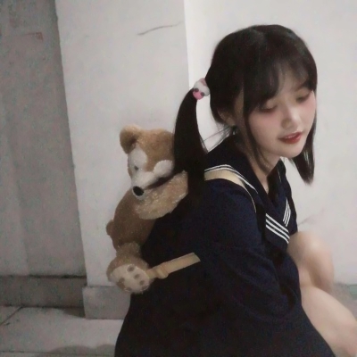 20张高清闺蜜单人头像 一人一张超好看的女生头像