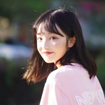 11张清冷感拉满！高冷女生孤独眼神尽显颓废头像合集