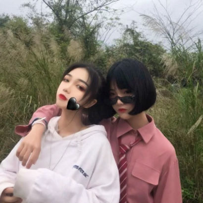 16张高清可爱女生闺蜜头像网图分享