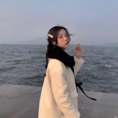 28张女生气质微信头像合集 氛围感拉满的女神头像