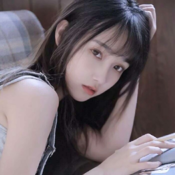 快手女生清晰头像合集 34张草莓系小仙女风格头像