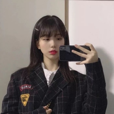 20张真人自拍少女清新可爱头像 女生头像合集