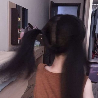 14张现实素颜女生生活照真人头像合集