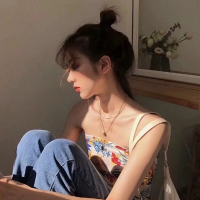 19张治愈感拉满的女生清新真人头像，每一张都让人看了舒服