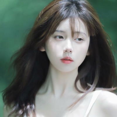 快手专属女生真人头像合集 共12张