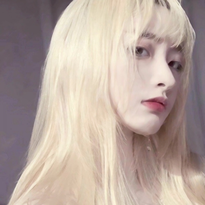 16张高清新潮玩网闺蜜女头 快和姐妹安排上