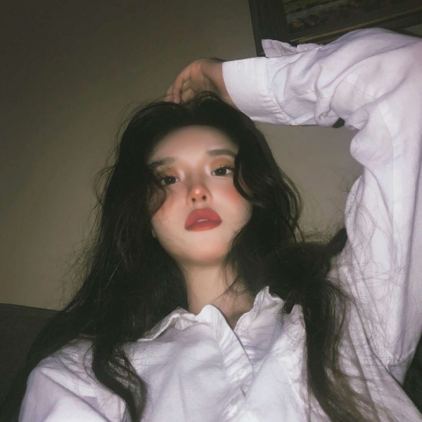 ins超火女生头像合集 28张高清无水印美图