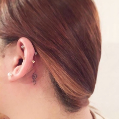 女生纹身部位头像合集 30张高清好看的女生部位纹身头像