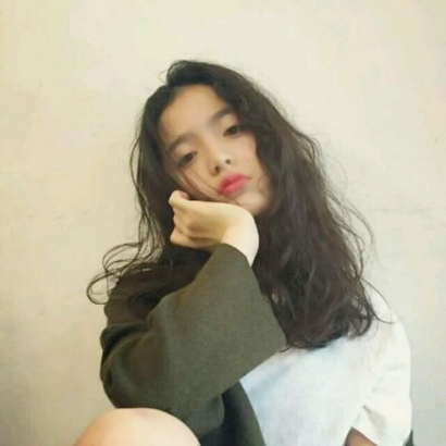 14张高清好看的单身女生QQ头像合集