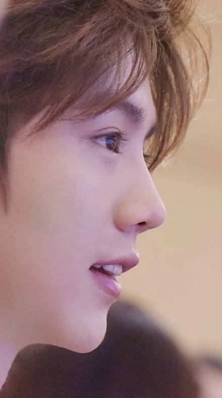 鹿晗手机壁纸合集来啦