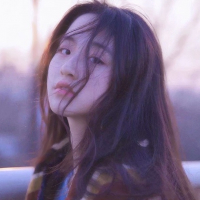 10张氛围感拉满！复古意境风女生QQ头像合集