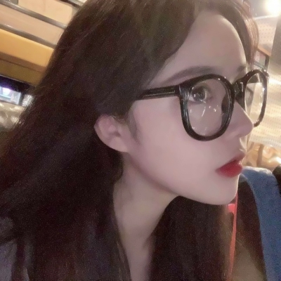 13张高清御姐风女生头像合集