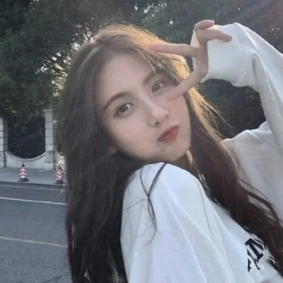 微信超火的女生高清头像合集（共17张）