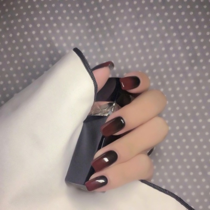 美甲工作室专属微信头像 25张高清好看的美容美甲头像图